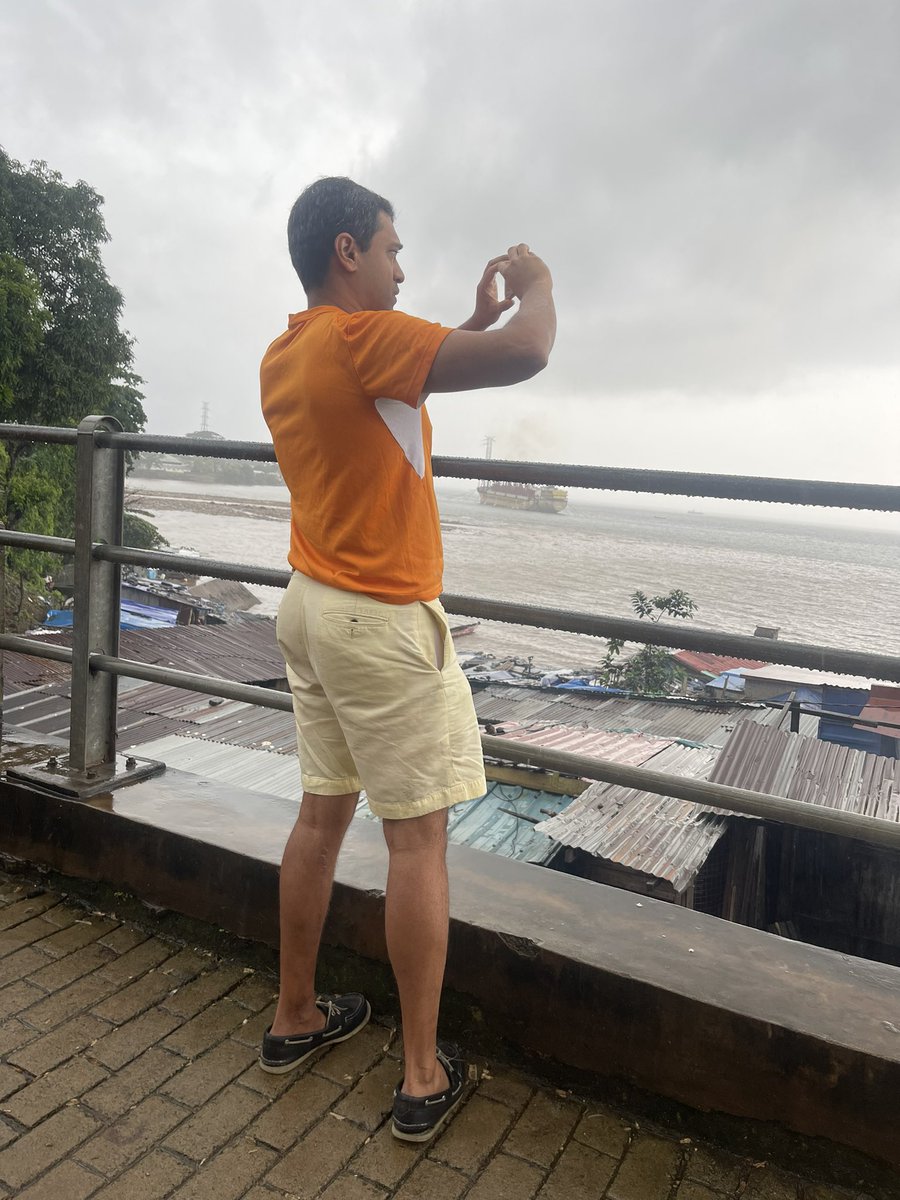 JacklynTours's tweet photo. The hardest part of all is for them to do the negotiation lolz 
Feel free to get the experience we're just one call away https://t.co/ojPNk7p7Xb