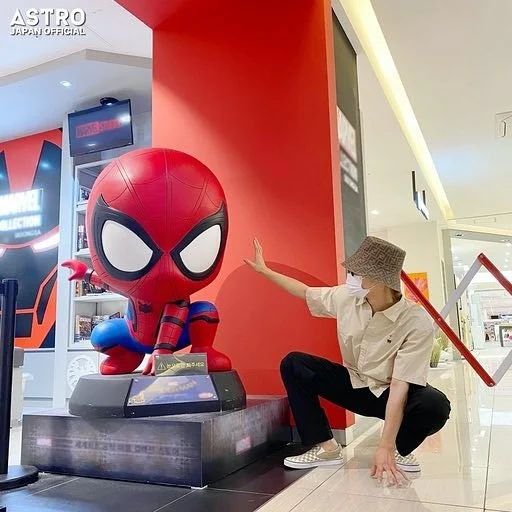 RT @roraki_: Rocky and Spider-Man https://t.co/IlZoYxCX6Q