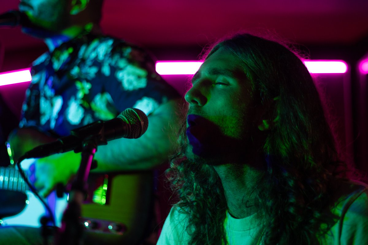 HUBFestCardiff's tweet photo. HUB Saturday - Wet Paint, Niques, Altered Myths, Nine Lives
📸 @edtownendcdf / @eltmusicuk https://t.co/EFlOgFg3kV