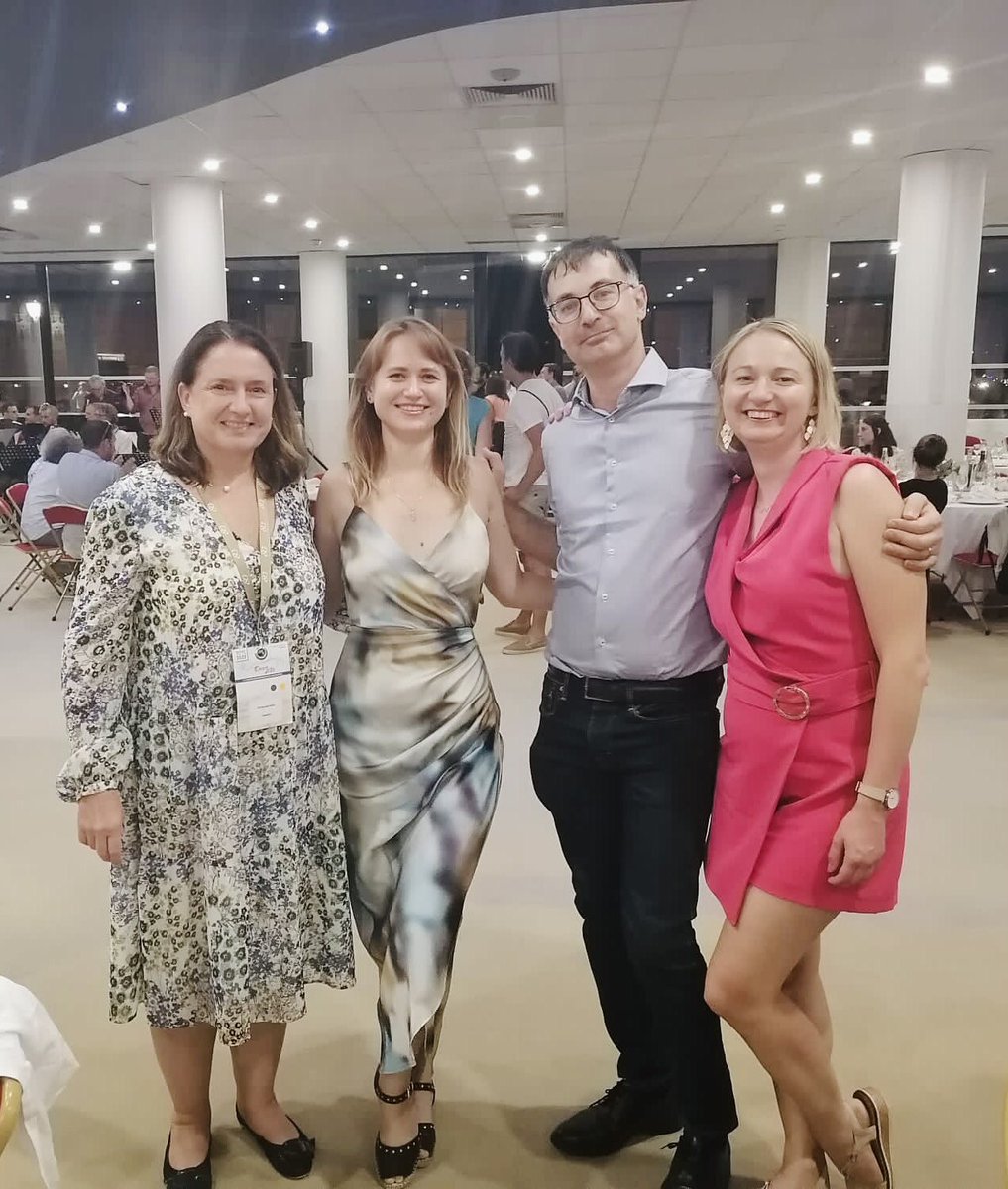 iryna_makarchuk's tweet photo. Group of Petra Hellwig at #ebec2022. Many thanks to the organizers @Magalon_lab for this great event https://t.co/djtXR7l5h5