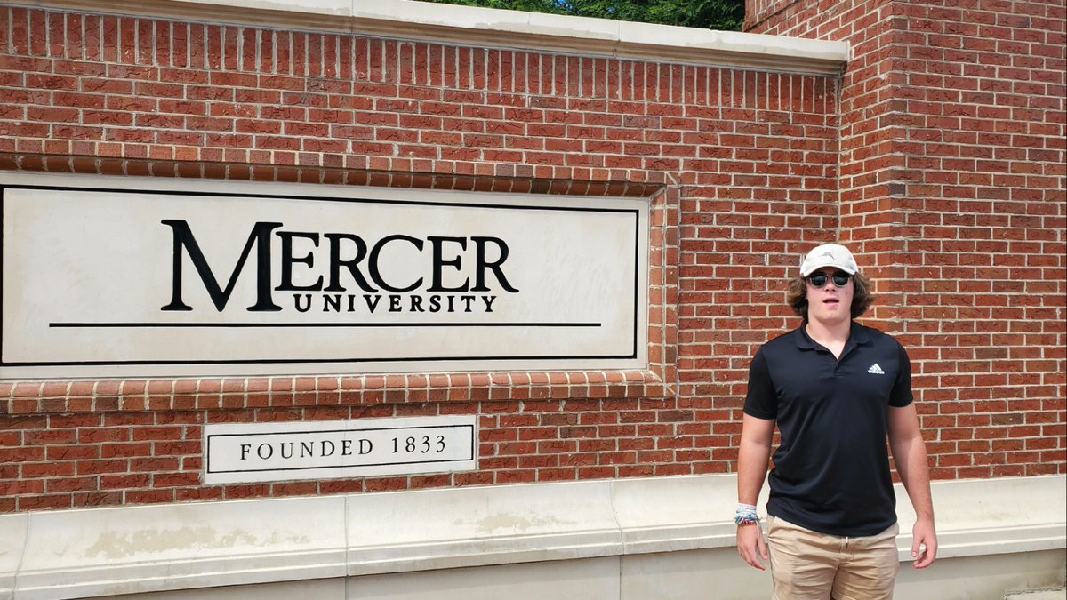 ryanSgraves16's tweet photo. Awesome visit to @MercerFootball! Great speaking with @Drew_Cronic,@CoachOBrien_MU, @CoachSEllis, and several of the other coaches! Big win last night! Great things happening in Macon! @coachjbhouston @KoachAdams @CoachJones_25 @LaDonteHarris @CBluffFootball @CoachTJones66 https://t.co/WgnUyiGhlZ