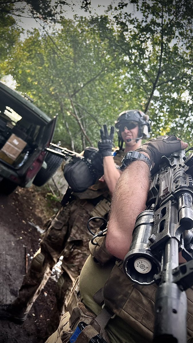 KishakNazarii's tweet photo. Faster, higher, further. To the soul of the enemy.
We fight for peace 🫡🇺🇦
@ukrainianzsu @GeneralStaffUA #UkraineRussiaWar #StopPutin #72ombr https://t.co/mK2FPyP0dc