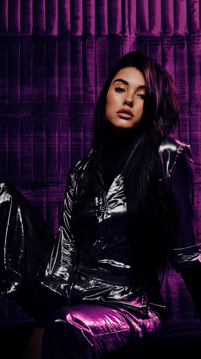 LUSTINGFORKAIA's tweet photo. 18. Madison Beer. https://t.co/VkkCzEN4Pn