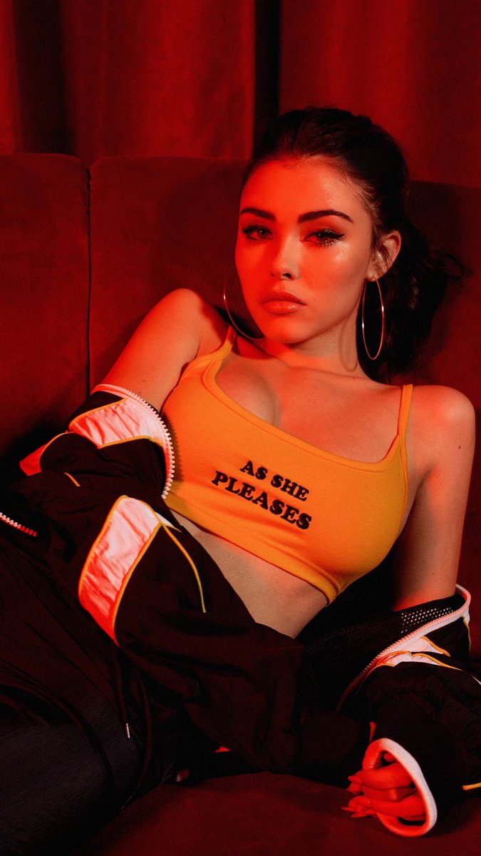 LUSTINGFORKAIA's tweet photo. 18. Madison Beer. https://t.co/VkkCzEN4Pn