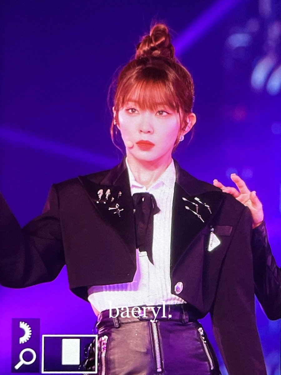 baeryl329's tweet photo. 220828 도쿄 슴콘 SMT

#아이린 #IRENE #레드벨벳 #RedVelvet https://t.co/tOOyBSDSc4