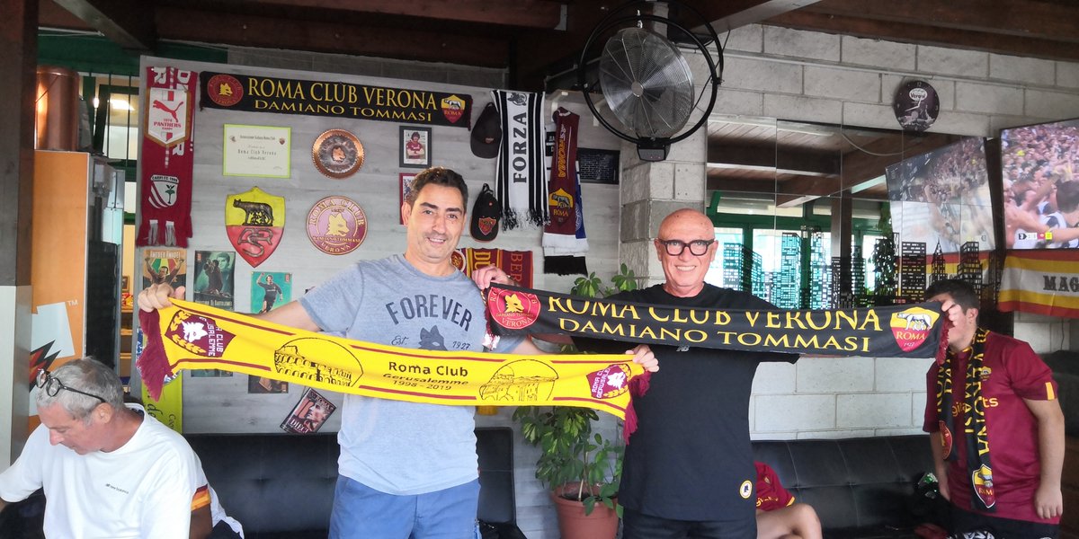 Ancora Sede "calda" con i #SociASRomaClubVerona per Juventus - <a href="/OfficialASRoma/">AS Roma</a> e graditi ospiti del <a href="/SamueleRCG/">RomaClubGerusalemme</a> (Roma Club Gerusalemme) 💛❤️

#JuventusRoma #ASRoma #AIRC1971 #ASRomaClubVerona
