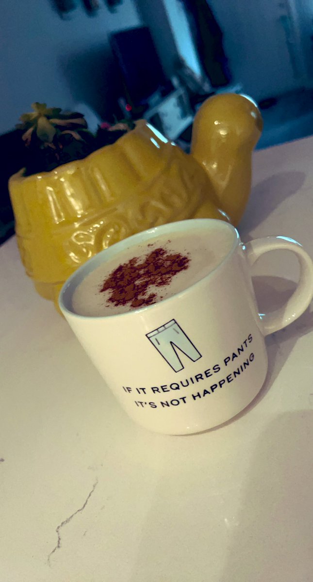 turtlepace8's tweet photo. Sundays be like that some times! @OleHeadSneakers needs some work, but pretty darn tasty! Good morning. Happy Sunday! #CoffeeCheck ☕️ https://t.co/Zruciow7Iw