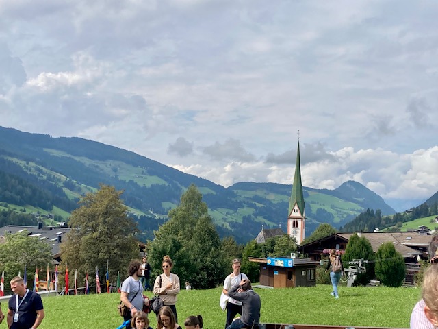 Hanna Gleiß (@hannagleiss) on Twitter photo Discussing effective interventions against #hatespeech and #disinformation in the beautiful Austrian nature. @Das_NETTZ and <a href="/bellingcat/">Bellingcat</a> are charing one of the seminars for international students <a href="/forumalpbach/">EuropeanForumAlpbach</a> #EFA22. Looking forward to the next days! Discussing effective interventions against #hatespeech and #disinformation in the beautiful Austrian nature. @Das_NETTZ and <a href="/bellingcat/">Bellingcat</a> are charing one of the seminars for international students <a href="/forumalpbach/">EuropeanForumAlpbach</a> #EFA22. Looking forward to the next days!