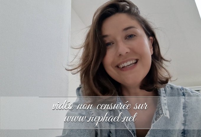 NOUVELLE VIDEO! j'ai envie de baiser, je l'appelle pour qu'il me rejoigne et me prenne contre le mur
