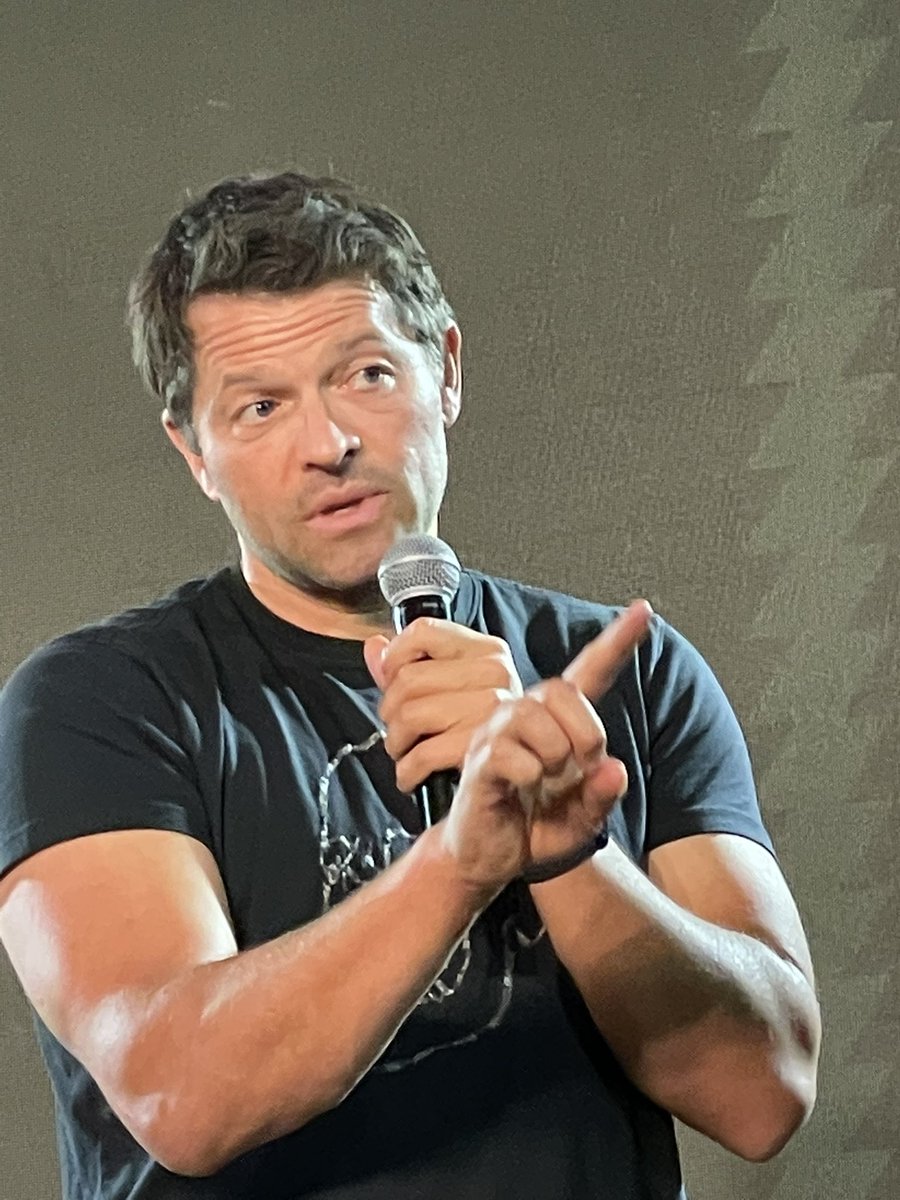 simogiuli's tweet photo. .@mishacollins #jibcon #jib12 #rome https://t.co/FkmnvRah4B