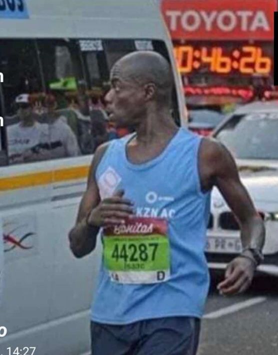 muzi2104's tweet photo. @Rare_gemstone When you're running Comrades marathon and you see Prudence kissing another guy in a taxi https://t.co/7WiDelyS9v