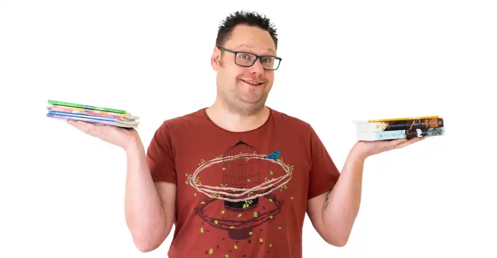 Join Matt Beighton as he reads from one of his fantastic 'Pick your own adventure' books!

The best bit: the live audience gets to choose the path through the story.

bookwhen.com/squirrellearni…