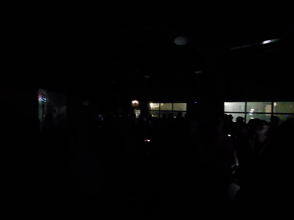 JW_Anderson23's tweet image. Class of 82 Party last night for #AlexanderRamseyHS
Just like the old days. @BentBrewstiller 

#lostpower