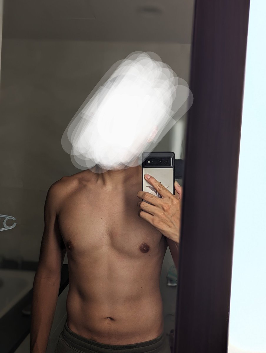 還是不時放一些照片吧  
不知道甚麼時候有交友圈功能

#照片不知道甚麼時候拍的