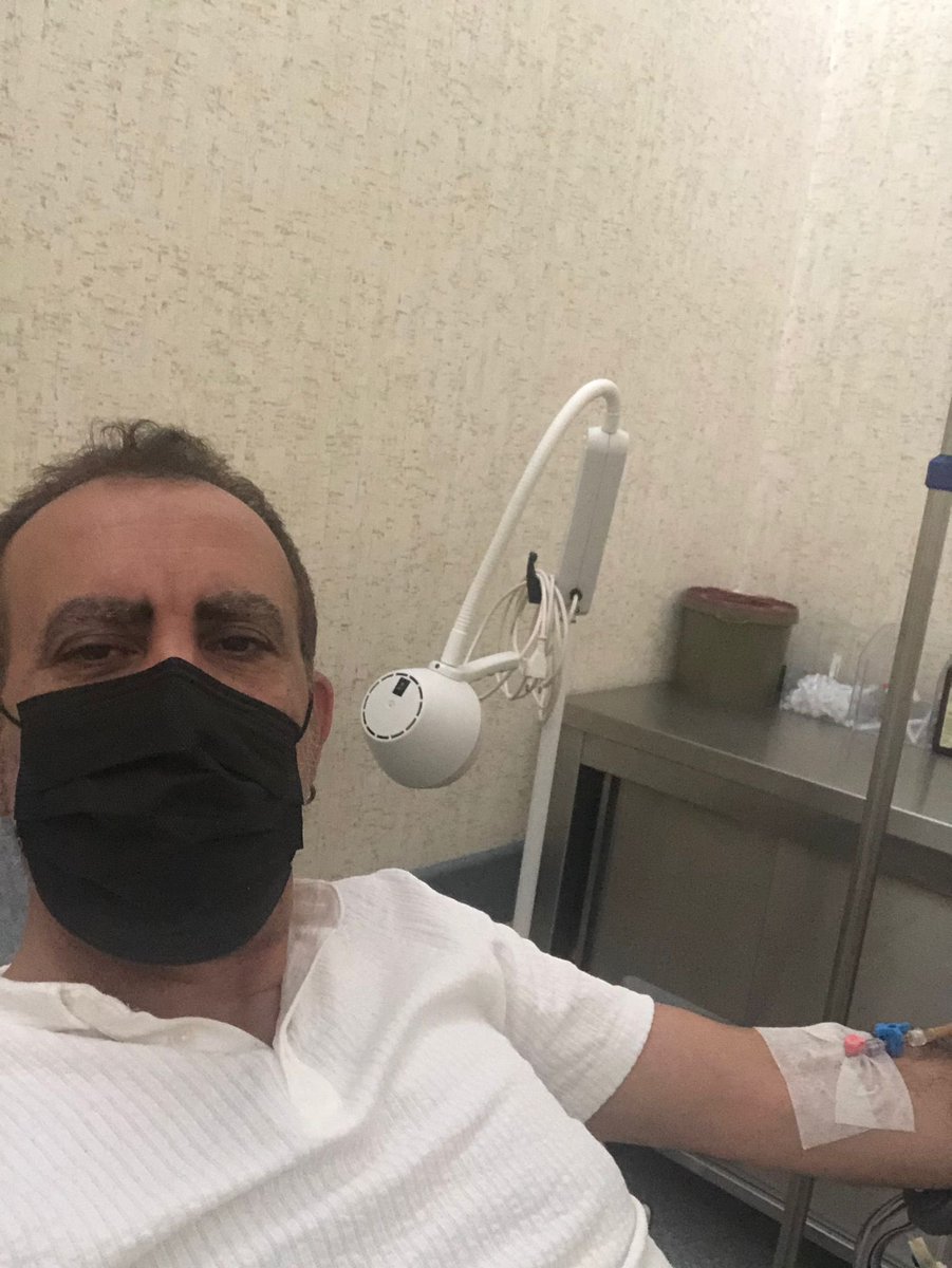 haluklevent's tweet photo. Dün akşam Foça konserinde bir yorgunluk hissettim.
Bugün test yaptırdım.
Sonuç Covid-Pozitif.

Geçen yıl yine bugünlerde covid olmuştum.
Bu kez biraz daha ağır geçiyor.
Dikkat edelim 🙏🙏

(Merak eden dostlarım varsa konserler 6 Eylül Gönen ile başlayacak gibi görünüyor.🙏) https://t.co/5LRO6u7Dzn
