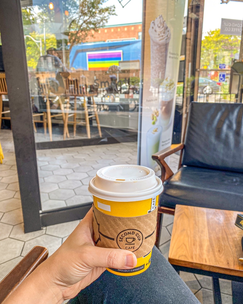 BroadviewDanBIA's tweet photo. Coffee stop - has anyone tried the Pistachio Latte yet at @secondcupdanforthbay ?
Or do you have a different favourite?
Please share 😊
#secondcupdanforth #pistachiolatte #secondcupcanada #sundaycoffee https://t.co/bSNyOPj7yl