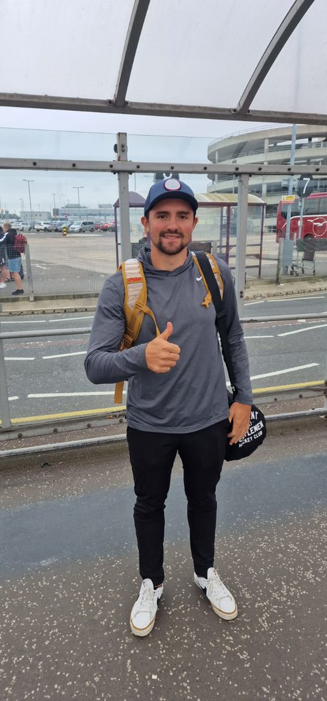 FifeFlyers's tweet photo. Our 2022/23 team is starting to arrive ✈️

Welcome to 🏴󠁧󠁢󠁳󠁣󠁴󠁿 @chrishaus6! https://t.co/CoyHLkbkbe