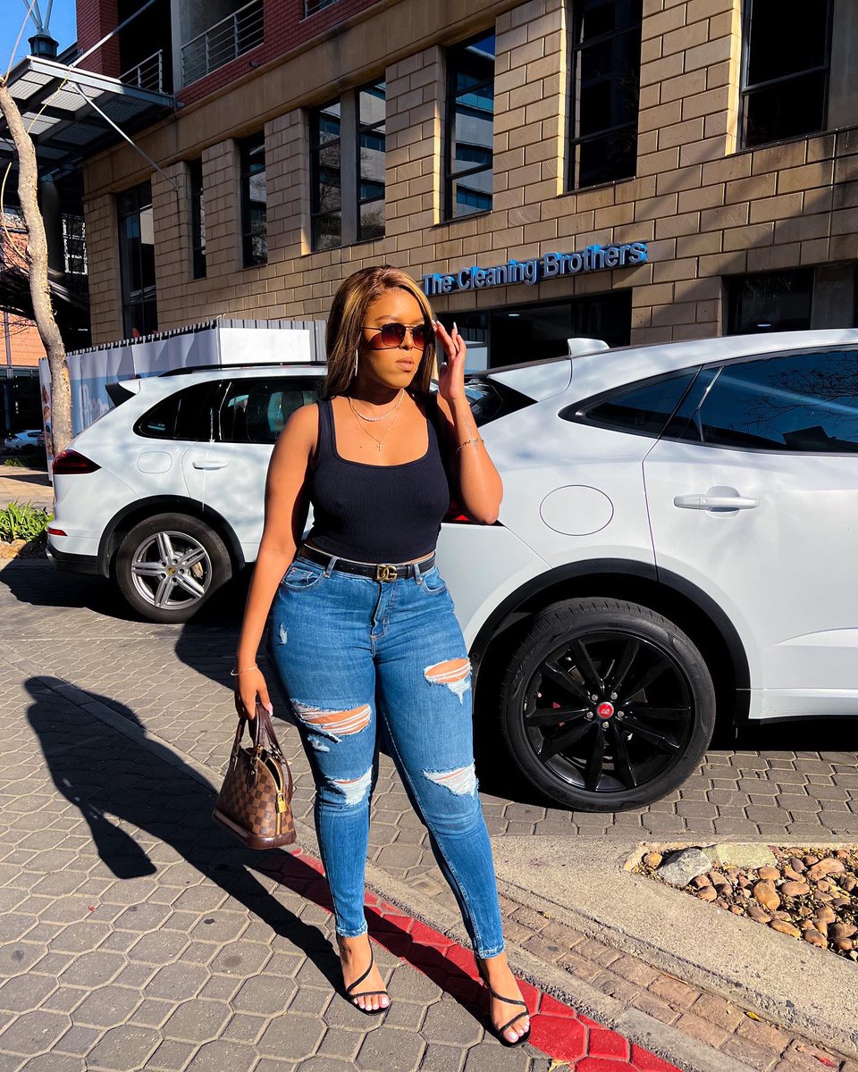 Naledi M tweet media