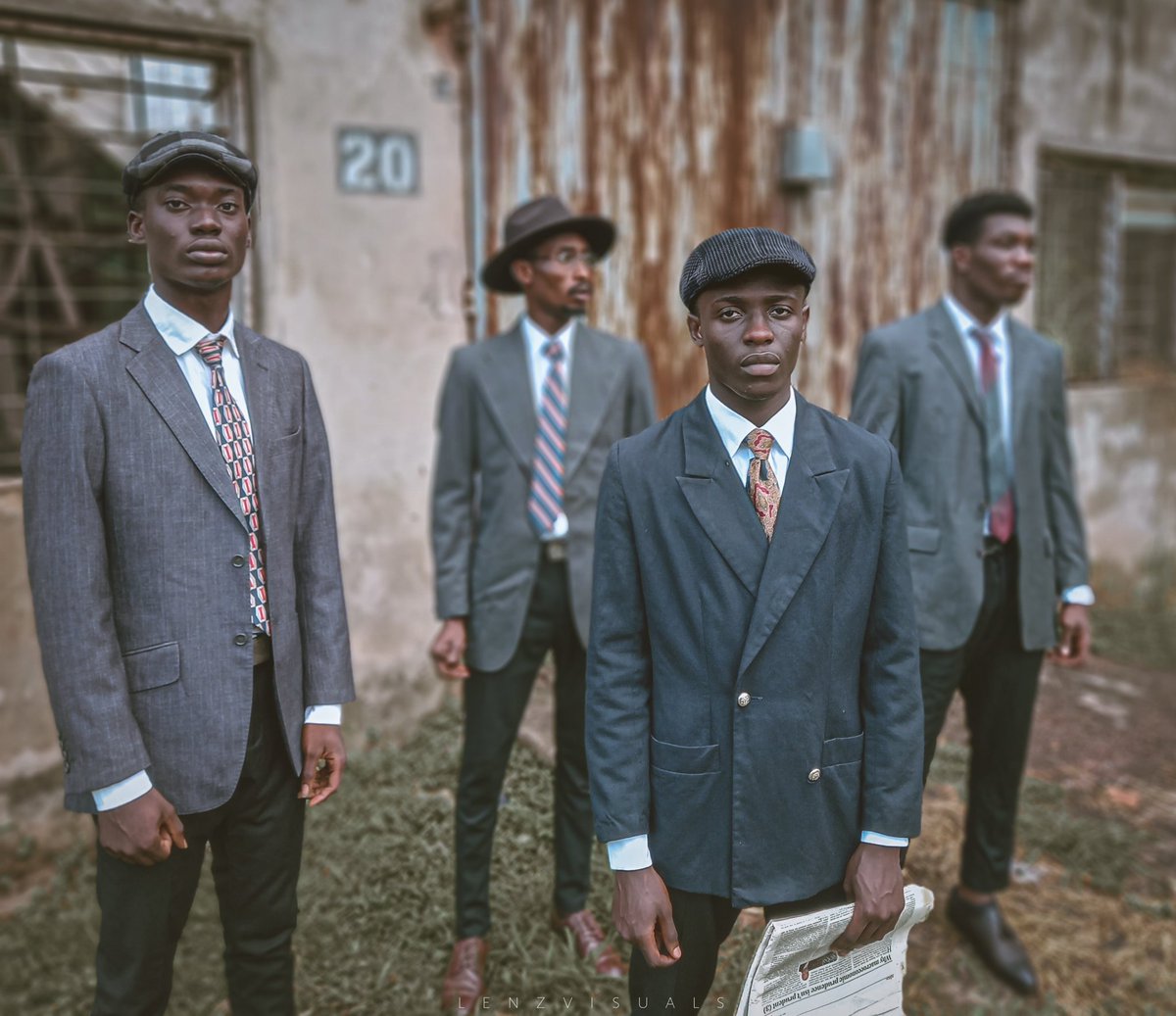 Lenzvisuals1's tweet image. &quot;My TECNO CAMON 19 potrait challenge entry&quot;
Like an underdog, I watched life&apos;s play
99 problems...  no solution
Losing is a life lesson, hard to learn
I&apos;m stuck, cant change the past 
&apos;Cause I&apos;m just an UMBRELLA BOY. 
Shot by me on @SamsungMobile
#tecnocamonshow
#CAMON19Portrait