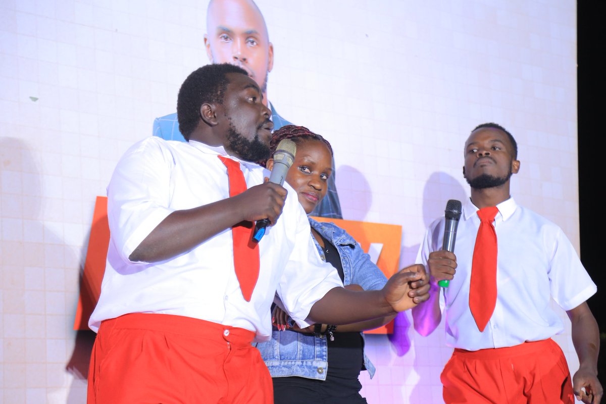 AlexMuhangi's tweet photo. More shots from the performances.
#ComedyStoreInHoima https://t.co/2FV0nTSydv