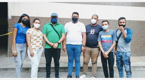 JoseCastilloOf's tweet photo. Acompañados por el Legislador @antoniomjef y los Diputados AN @MartinLopezRios y @EdhuarGascue 

@JCAlvaradoVzla 
@Copei_Partido 
@VzlaPosible_ https://t.co/ttnHxEA8pR