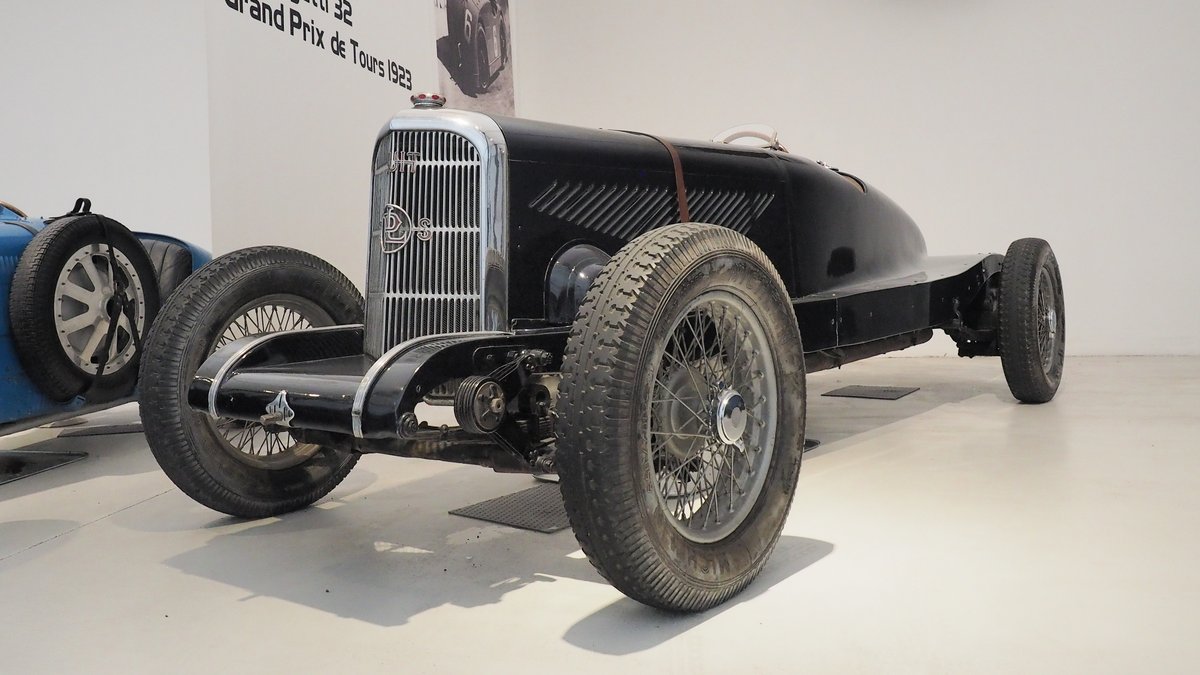 PYEtienney's tweet photo. 1926 #Panhard Levassor 35CV
8 cylinders, 7940cc, 290hp, 220kph
#Mulhouse #CollectionSchlumpf https://t.co/iWzwQbTyZ9