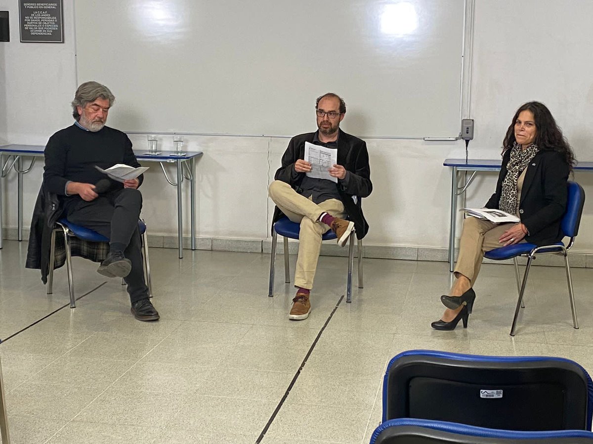 Con la presencia de nuestra representante, Lorena Castro, se llevó a cabo el conversatorio "El Mundo del Trabajo en la Nueva Constitución". También estuvieron Yerko Ljubetic, ex ministro del trabajo y Álvaro Soto, Decano Psicología UAH.