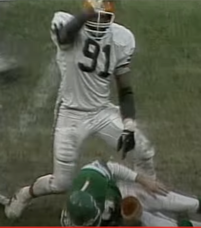 MrCleveland_216's tweet photo. August 28, 1985: Brownies Build D-Line🏈
#Browns acquire DL Sam Clancy from Seahwaks. (btw did you know he played🏀@ Pitt? - if not, announcers mentioned it EVERY SINGLE game😂). Loved Clancy, we don't beat #TakeFlight '86 playoffs w/o him-he was DOMINANT #Sam 9⃣1⃣ #Brownies https://t.co/aCfFJbczwv