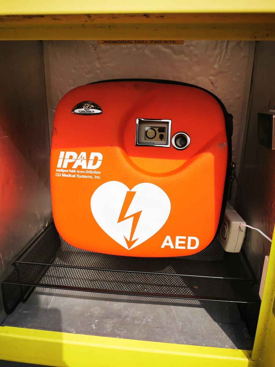 8624evans's tweet photo. Due to recent shortages of iPAD defibrillator pads nationwide, I was unable to purchase pads for the #Pontyberem community defibrillator for 7 weeks 😢 With the help of @ozzati37 it is now up and running with new pads 👏🏻👏🏻 #PADS @WelshAmbulance #chainofsurvival https://t.co/umpTUty9iI