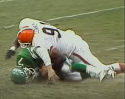 MrCleveland_216's tweet photo. August 28, 1985: Brownies Build D-Line🏈
#Browns acquire DL Sam Clancy from Seahwaks. (btw did you know he played🏀@ Pitt? - if not, announcers mentioned it EVERY SINGLE game😂). Loved Clancy, we don't beat #TakeFlight '86 playoffs w/o him-he was DOMINANT #Sam 9⃣1⃣ #Brownies https://t.co/aCfFJbczwv