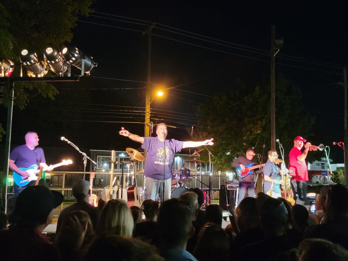 Jeff_Curry's tweet photo. Fantastic show from Domestic Problems at Louie's In Kalamazoo.  Fun to share with old friends and new. You know who you are. Beautiful night and as always music was awesome. Yeah we want to Play. #ElMatador https://t.co/IDX7pUlljw