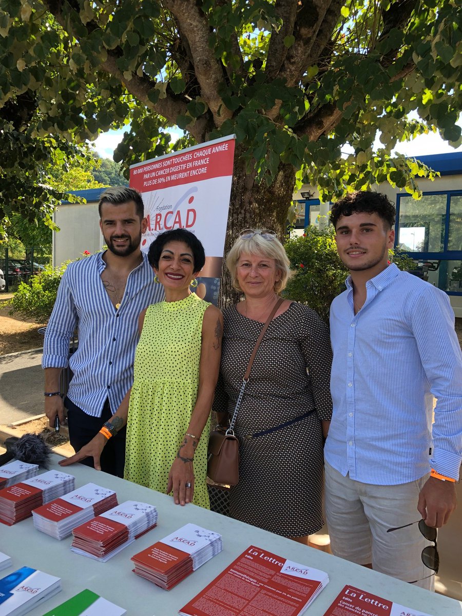 FondationCa's tweet photo. Mille mercis à Hugo, Karine et Louis Veyssière ainsi qu’à tous les organisateurs et les amis qui ont mis en place le tournoi de Rugby en hommage à leur père, mari et ami, Calou et qui ont tenu à associer la Fondation ARCAD à cet événement et à lever des fonds pour nos missions... https://t.co/YqVQpavFQW