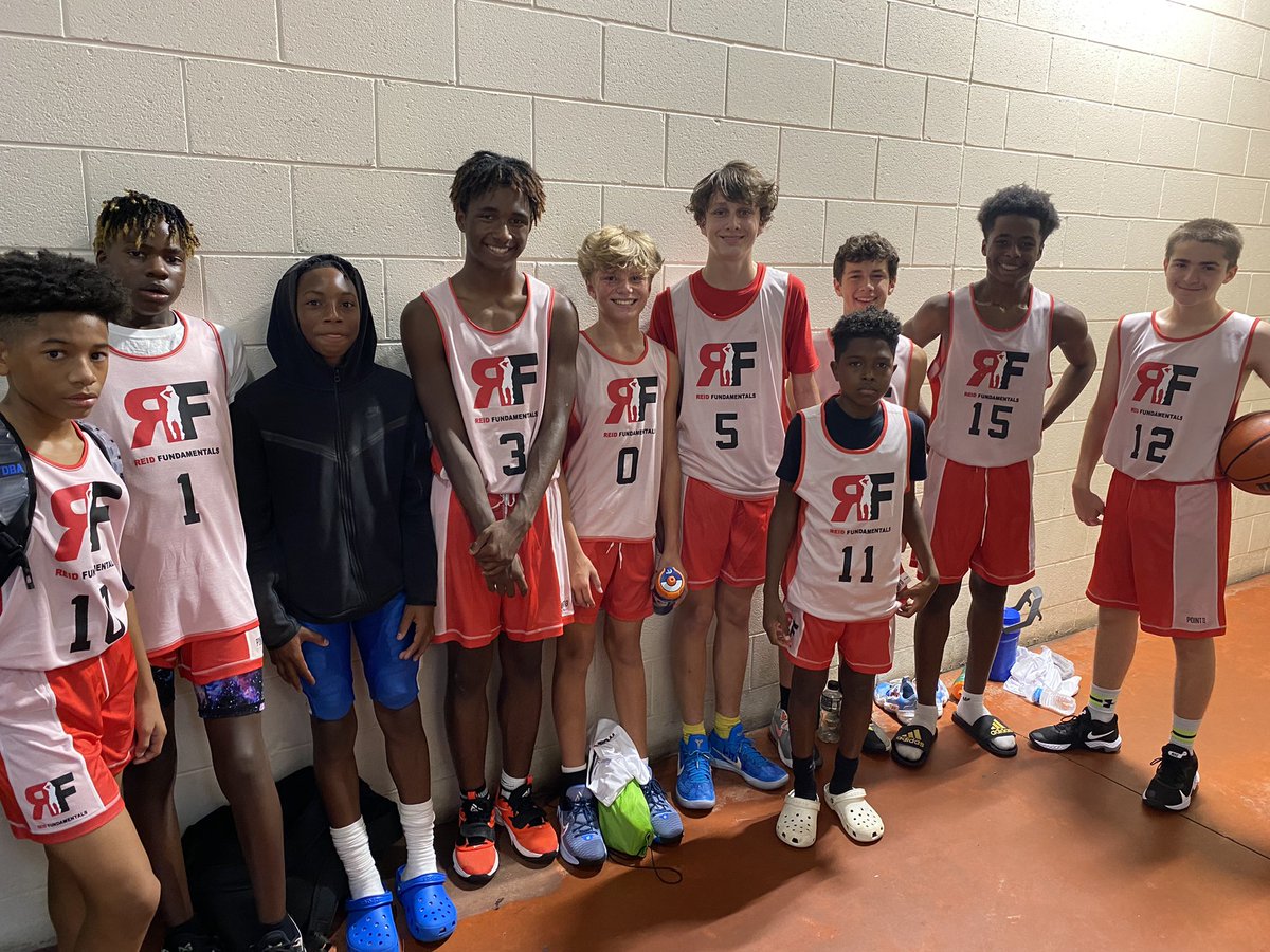 ReidFundamental's tweet photo. First two games with the new RF FAMILY. Excited to see them grow the next few months. #WorkOverReward🏀🏀💯💯 #TheFuture #8thGrade https://t.co/wLVtpq5sR4