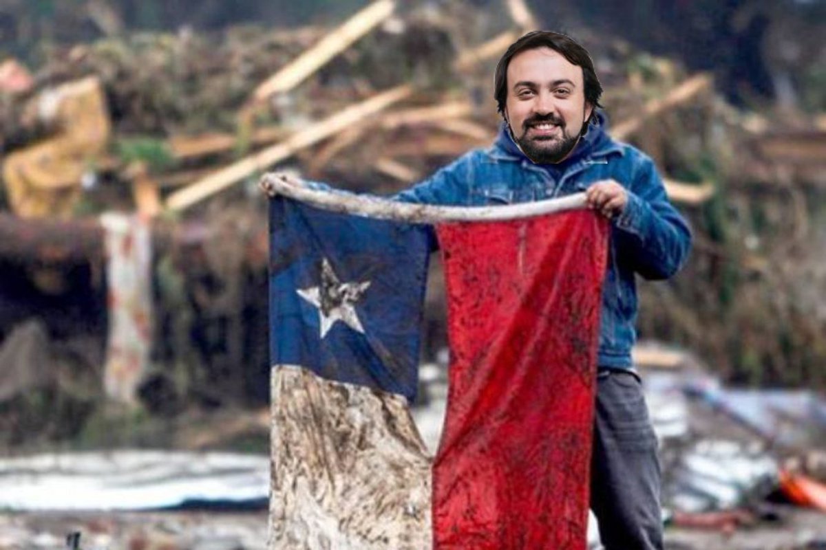 Terrible lo que pasó? sí. Evitable? por supuesto! Basta con mirar Youtube y saber que no calificaban para show familiar.
El voluntarismo de <a href="/JorgeSharp/">Jorge Sharp</a> de hacer su propio cierre terminó en esto! Tu ego y tu infantilismo tienen a valpo en su mínima expresión.
#RechazoPorChile