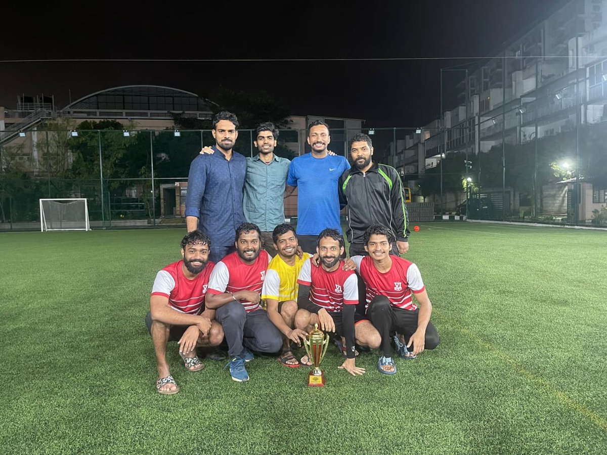 gectaa_tecbang's tweet photo. TPL Season 6 runners up - Six on the beach #GECThrissur #GECTalumni #AlumniFootball #ArenaFootball https://t.co/C6x1cmsH1w