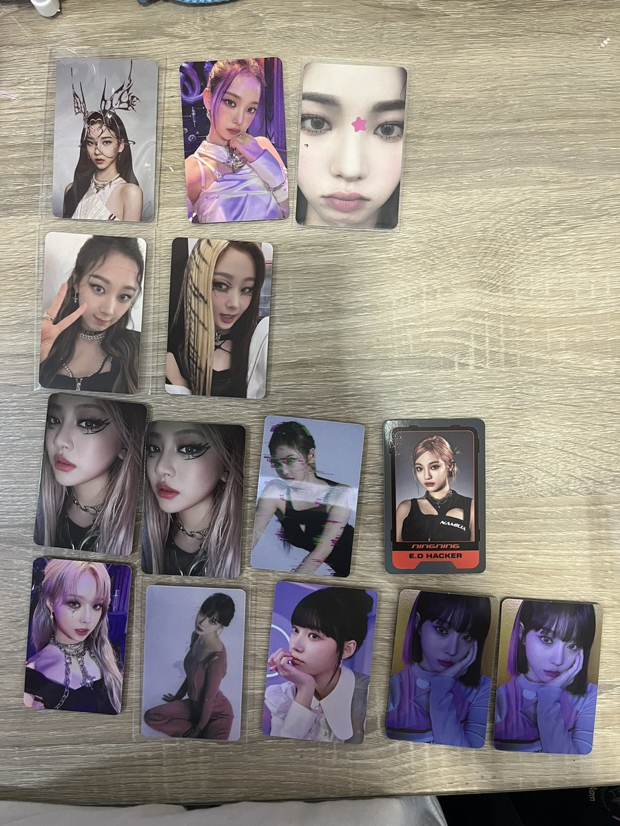 BiggiiiA's tweet photo. #ตลาดนัดaespa #aespa สนใจใบไหนเดมมาสอบถามได้นะคะ https://t.co/USd2hIprX6