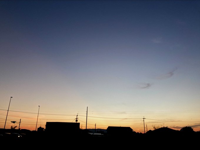 この夏初めて、一日エアコン無しで行けてしまった。良い… 