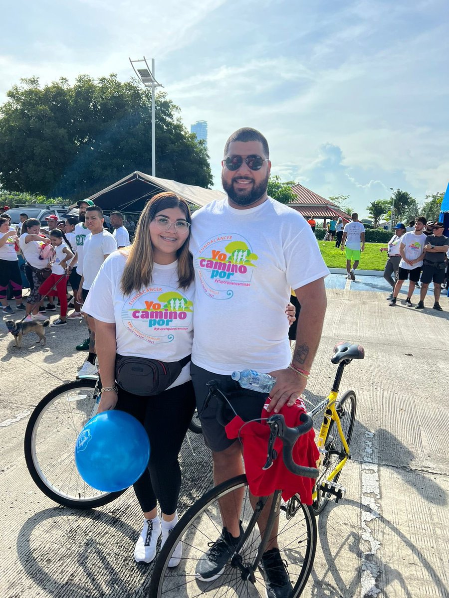 Sarahyd's tweet photo. Y como todos los años, hoy seguimos caminando en honor a ti Mamita!❤️💛 #CaminataFamiliarST #Fundacancer https://t.co/IIsuhPVBkE