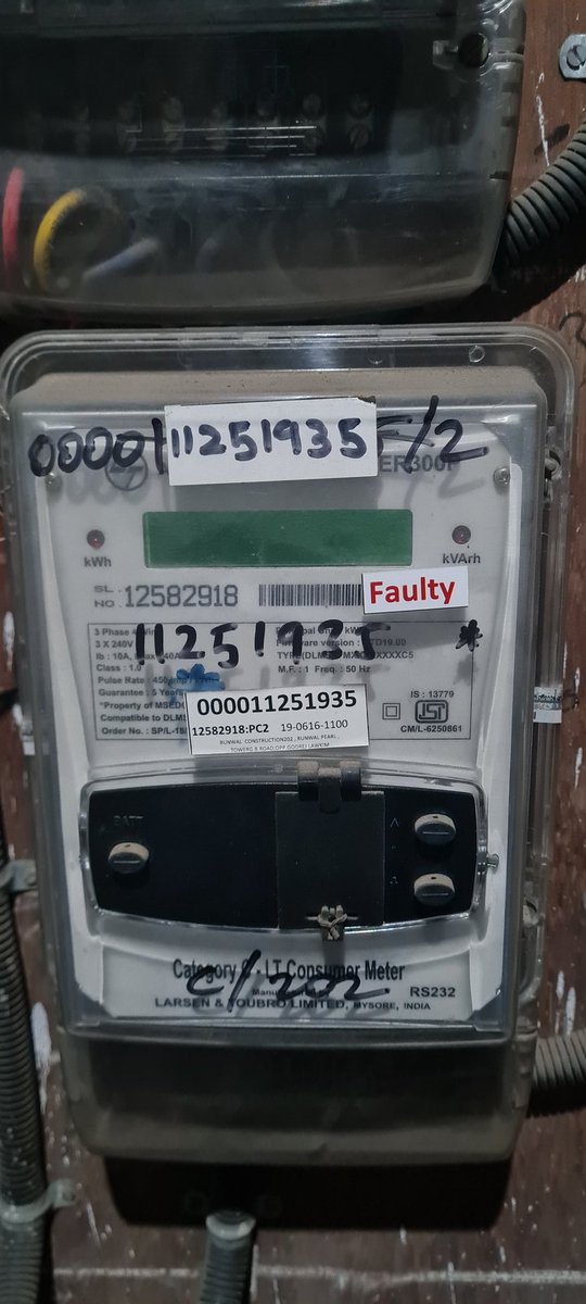 AvinashBSingh's tweet image. Meter got faulty from last month still no replacement done by @MSEDCL We are getting high bill amount based on previous data which is completely wrong.
We have file online complaint still no one bothered @TMCaTweetAway @ThaneCollector @DigiThane @CMOMaharashtra @mieknathshinde