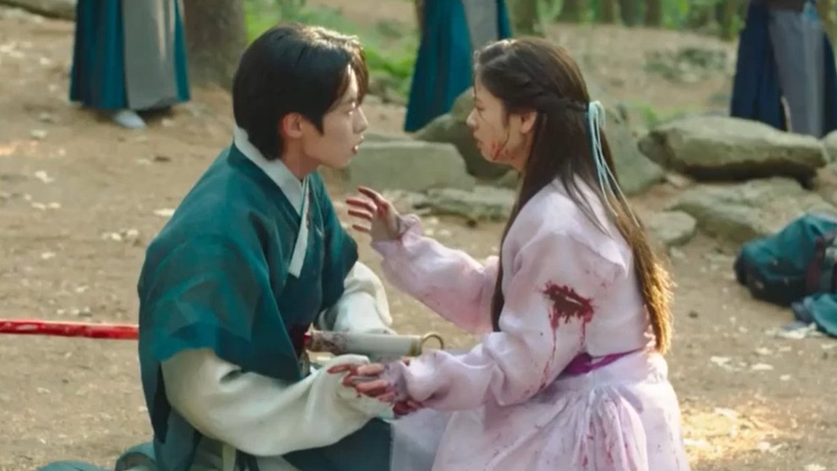 kdramasuperb's tweet photo. HONG SISTERS, WHAT WAS THE REASON ?!??! 😭💔 

#AlchemyOfSoulsEp20 #AlchemyOfSouls https://t.co/7BEkloDwKs