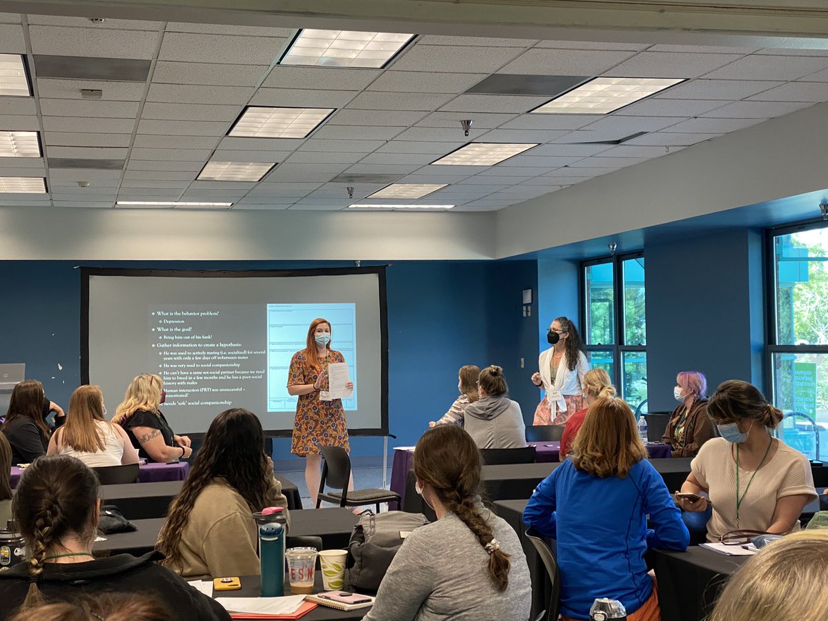 LydiaMHopper's tweet photo. I had a blast at #ASP2022! From participating in the ASP Primate Care Committee workshop, to finally getting to meet @JayashreeMazum1 in person after collaborating via zoom for so long, and to seeing my friends, colleagues, &amp; students present their amazing work. Thanks @ASPvoice! https://t.co/tebojy47th