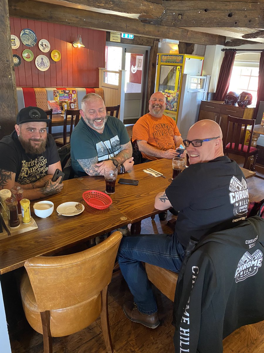 ninajane1's tweet photo. As always a fabulous ride out with our Chapter today #chromehill #harleydavidson https://t.co/77NNvam5If
