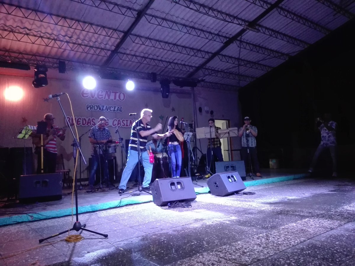 AngelFCalle's tweet photo. #RadioArtemisa. Tuvo lugar en #Candelaria Evento Provincial de Valores Bailar Casino.
Más de 100 bailadores de este ritmo de toda la provincia estuvieron en competencia donde fueron premiados los mejores.
Una multitud de espectadores disfrutaron de la competencia. #CubaVive https://t.co/u6DZcKgCkB