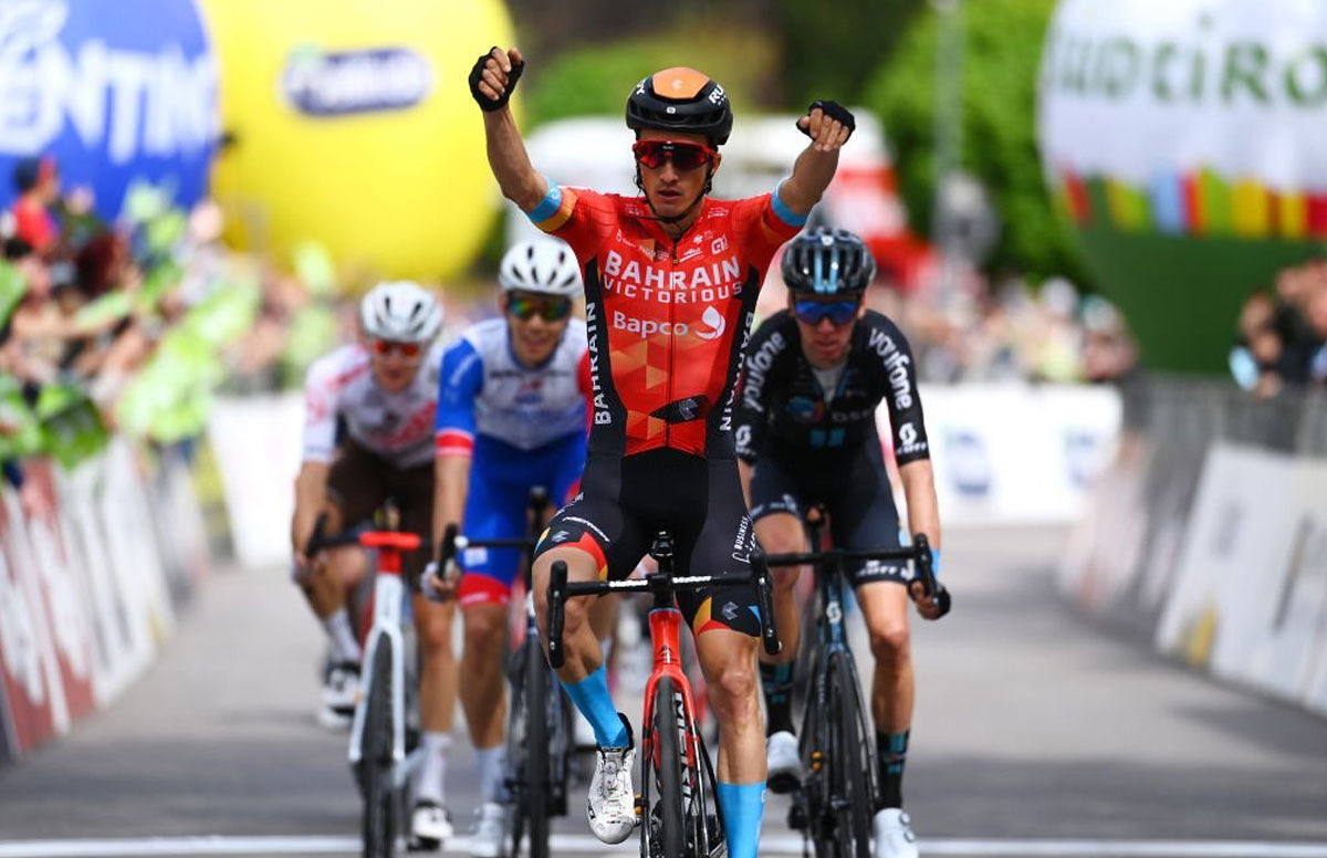 adrianllopisc's tweet photo. Pello Bilbao en 2022:
🏆 Etapa Itzulia
🏆 Etapa Tour de los Alpes
🏆 Etapa Tour de Alemania
🥈 2º Tour de Alemania
🥉 3º Tour de Polonia
🥉 3º UAE Tour
🔹 4º Tour de los Alpes
🔹 5º Giro de Italia
🔹 5º Itzulia
🔹 5º Strade Bianche
🔹 9º Tirreno-Adriatico

E N O R M E 😍 https://t.co/0e7RepQTyi