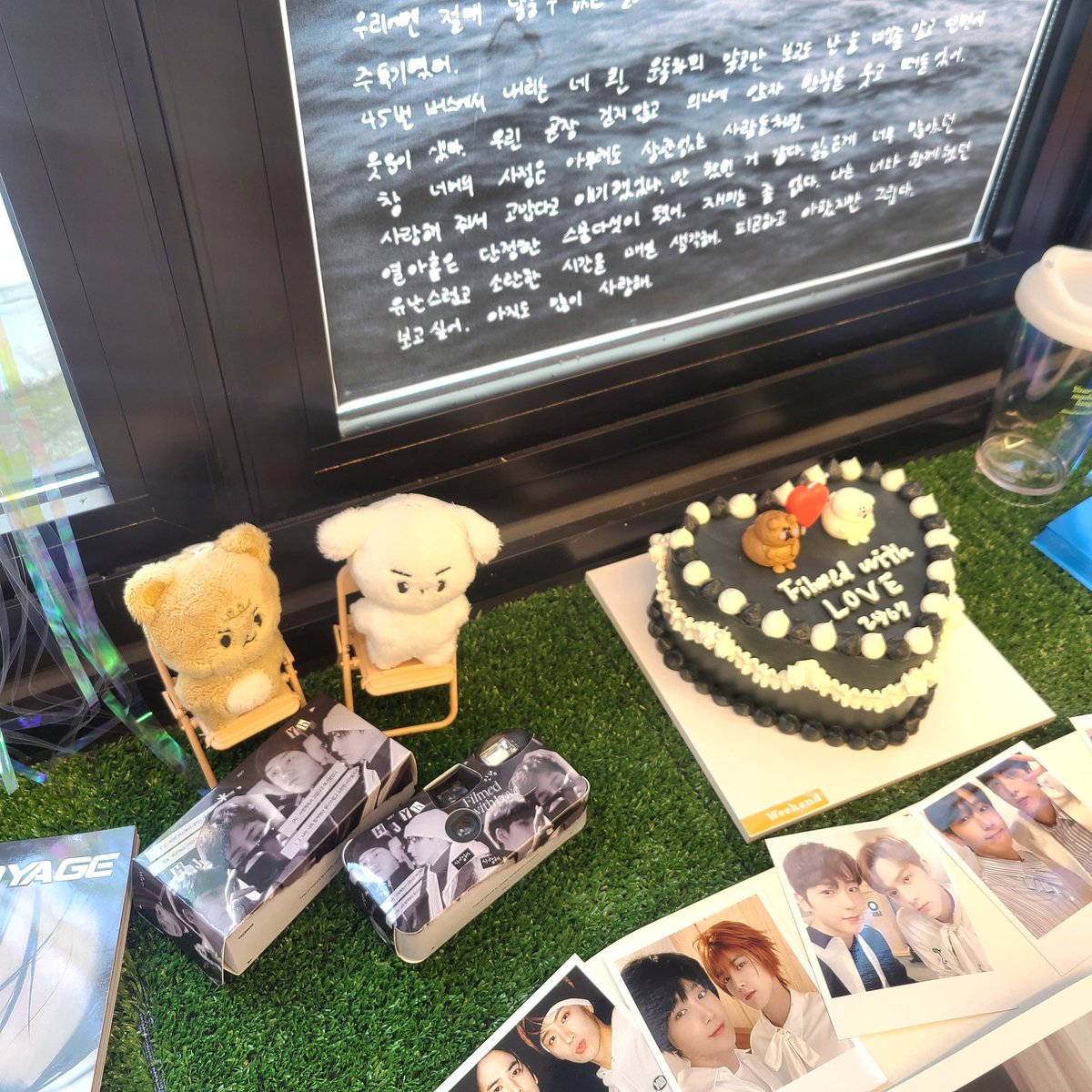 #너의_그_미소를_보고_내가_웃었어 
#쳐다보면_더_힘이_나니까

밀빵 카페 다녀왔습니다...💗
디저트가 귀엽고 밀빵이 맛있어요
너무 행복했던 주말이었습니다앙