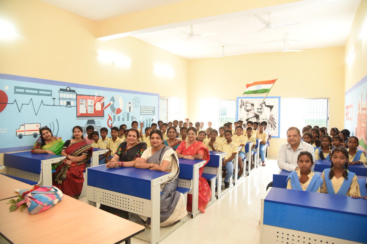 Carrying forward our CSR theme of “Caring and Sharing”, our M&amp;R Complex at Damanjodi distributed education facilitation kits to students of OAV, Kotia. Each KIT consisted of a school bag, pair of shoes, raincoat, socks, water bottle &amp; other amenities. <a href="/JoshiPralhad/">Pralhad Joshi</a> <a href="/MinesMinIndia/">Ministry of Mines</a>