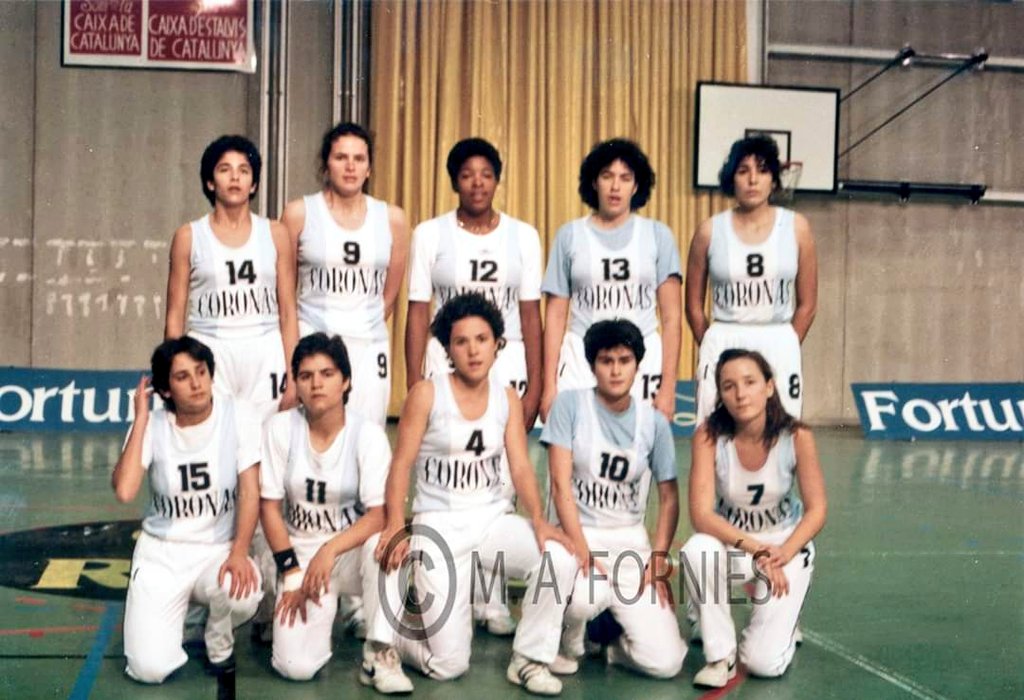 Un histórico del #basketfemenino Mercedes Marrero, Elena Lavin, Rosa Izquierdo, Chantal Botana y la campeona olímpica Cathy Boswell #CoronasTenerife 📷 Archivo Fornies