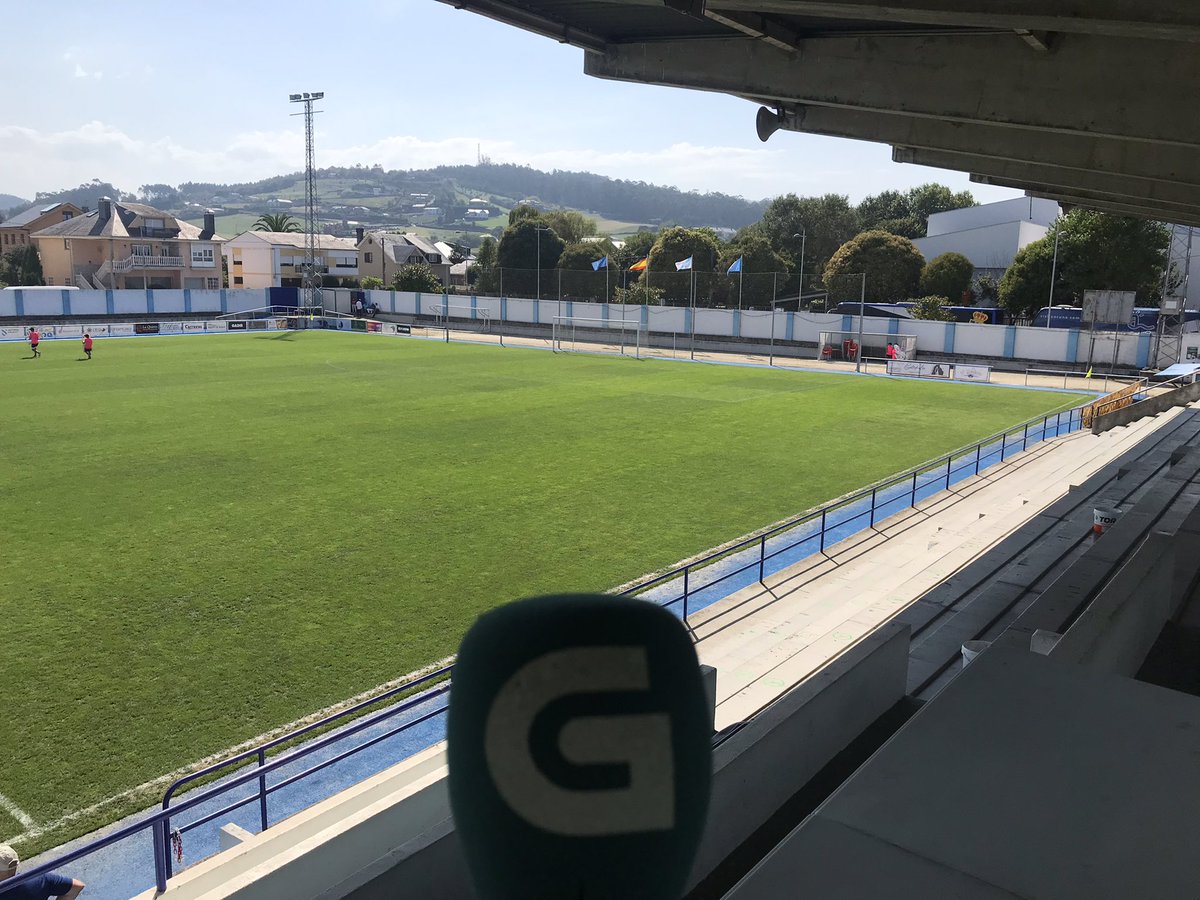 millangomez's tweet photo. II Trofeo Emma Cuervo en Ribadeo entre @RCDeportivo e @RealOviedoFem no @GALICIANGOLES da @RadioGalega. https://t.co/5gWn9XQUWM