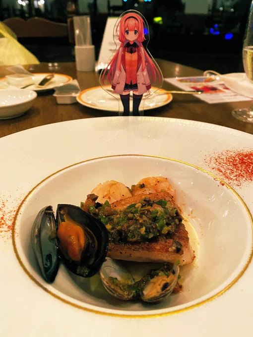 志摩スペイン村ホテル魚介出ぇの〜イベリコ豚出ぇのお〜伊勢海老のパエリアも…ある…最高でした…。 