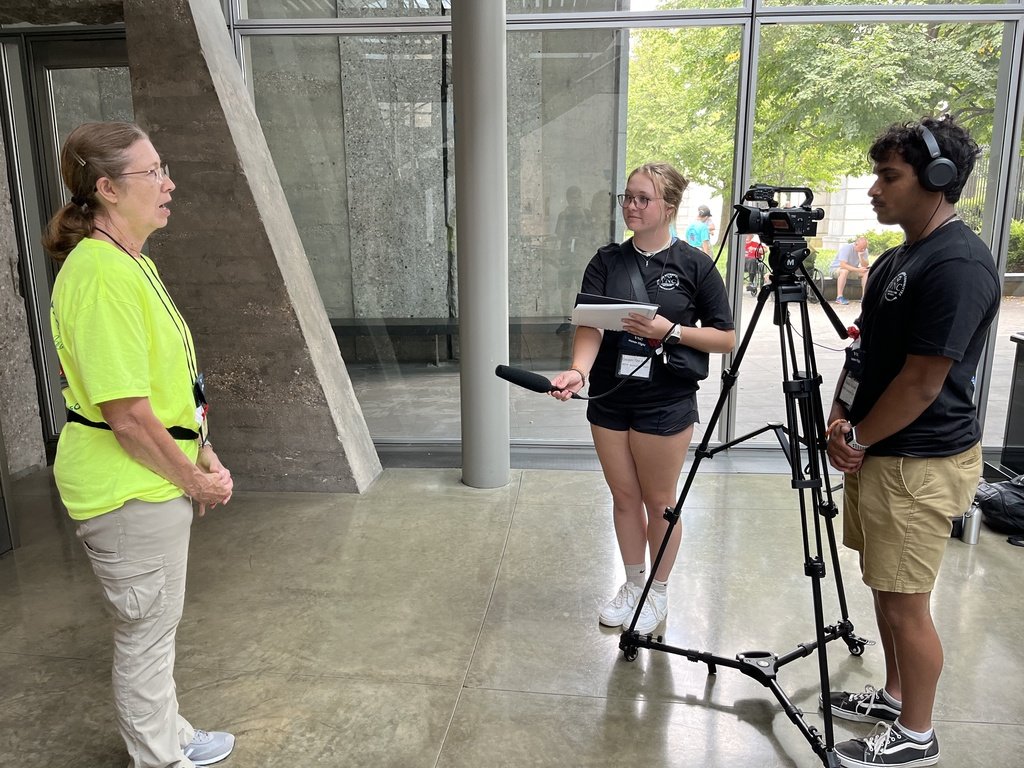 MCHS156's tweet photo. Warrior Student Media journalists have been busy documenting the four-day VNC Honor Flight for veterans visiting Washington D.C. Help us welcome them all home today!
#WarriorReady156
#veterans
#HonorFlight https://t.co/Nc9sBvijqI